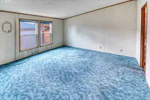 301 E Columbia Dr, Newberg, OR 97132 - Photo 23