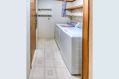 301 E Columbia Dr #61, Newberg, OR 97132 - Photo 29