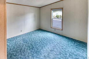 301 E Columbia Dr, Newberg, OR 97132 - Photo 35