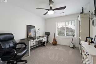 1401 Ranier Loop NW, Salem, OR 97304 - Photo 33