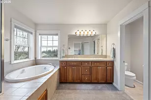 1401 Ranier Loop NW, Salem, OR 97304 - Photo 27