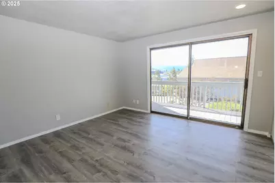 11 NW Mountain View Dr, Roseburg, OR 97471 - Photo 23