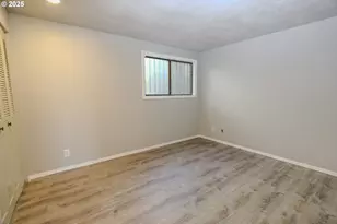 11 NW Mountain View Dr, Roseburg, OR 97471 - Photo 29