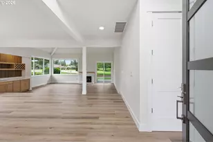 8055 SW Winchester Way, Wilsonville, OR 97070 - Photo 5