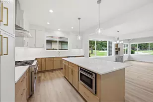 8055 SW Winchester Way, Wilsonville, OR 97070 - Photo 11