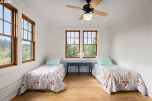 33336 Crown Point Dr, Warren, OR 97053 - Photo 27