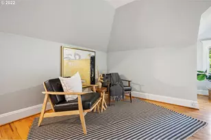 2106 SE Main St, Portland, OR 97214 - Photo 19