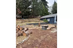 1038 N Myrtle Rd, Myrtle Creek, OR 97457 - Photo 23