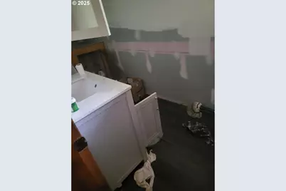 235 Bilger Creek Rd, Myrtle Creek, OR 97457 - Photo 13