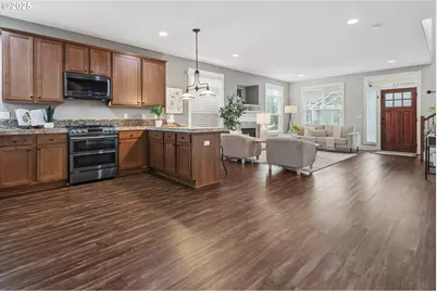 18768 Sunblaze Dr, Oregon City, OR 97045 - Photo 9