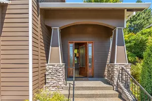 10027 NW Skyline Heights Dr, Portland, OR 97229 - Photo 3