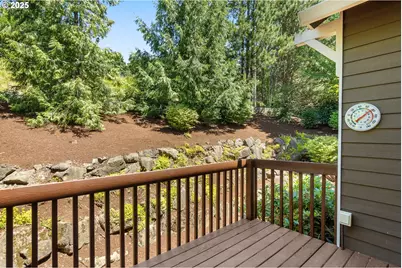 10027 NW Skyline Heights Dr, Portland, OR 97229 - Photo 37