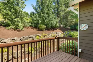 10027 NW Skyline Heights Dr, Portland, OR 97229 - Photo 37