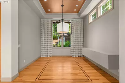 10027 NW Skyline Heights Dr, Portland, OR 97229 - Photo 7