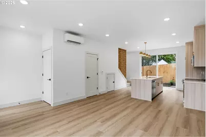 4062 SE Long St, Portland, OR 97202 - Photo 5