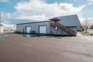 1131 S Commercial Way, Albany, OR 97322 - Photo 1