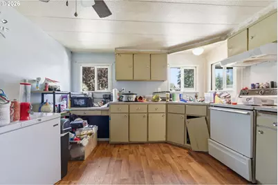 16745 SE Division St #282, Portland, OR 97236 - Photo 5