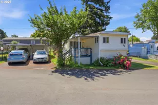 16745 SE Division St, Portland, OR 97236 - Photo 11