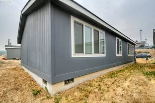 826 SE 10th St, Pendleton, OR 97801 - Photo 35