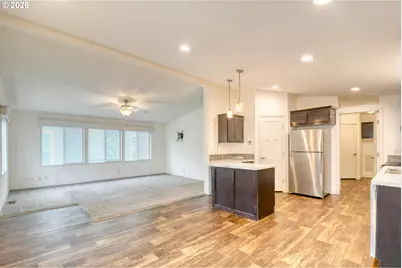 826 SE 10th St, Pendleton, OR 97801 - Photo 5