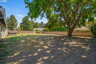 211 NW Loan Pl, Vancouver, WA 98665 - Photo 33