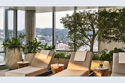 550 SW 10th Ave #2110, Portland, OR 97205 - Photo 29