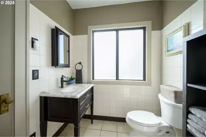 630 SE 1st St, McMinnville, OR 97128 - Photo 27