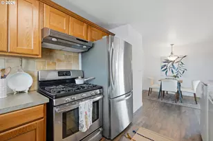 4155 SW 189th Pl, Beaverton, OR 97078 - Photo 9