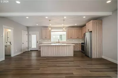 2788 D St, Salem, OR 97301 - Photo 11