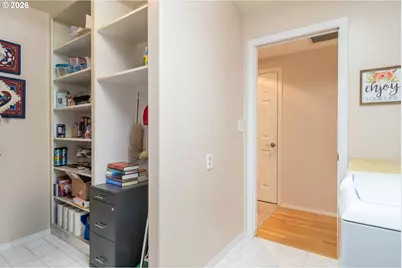 1213 NW Riverfront Dr, Roseburg, OR 97471 - Photo 25