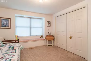 1213 NW Riverfront Dr, Roseburg, OR 97471 - Photo 33