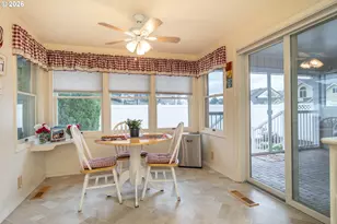 1213 NW Riverfront Dr, Roseburg, OR 97471 - Photo 15