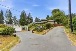 1624 Applewood Dr, Coos Bay, OR 97420 - Photo 39