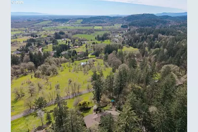 1915 NW Cascade Heights Dr, Albany, OR 97321 - Photo 11