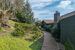 1915 NW Cascade Heights Dr, Albany, OR 97321 - Photo 13