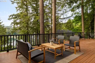 1949 Cedar Ct, Lake Oswego, OR 97034 - Photo 15