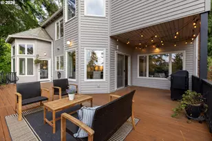 1949 Cedar Ct, Lake Oswego, OR 97034 - Photo 17