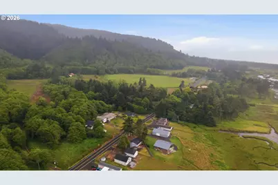 26230 Sandlake Rd, Cloverdale, OR 97112 - Photo 29