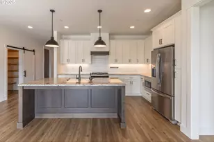 2898 NW Mount Ashland Ln, McMinnville, OR 97128 - Photo 5