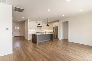 2898 NW Mount Ashland Ln, McMinnville, OR 97128 - Photo 9