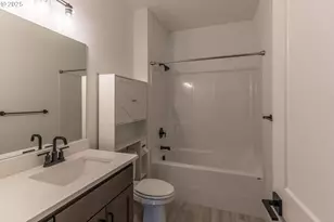 2898 NW Mount Ashland Ln, McMinnville, OR 97128 - Photo 17