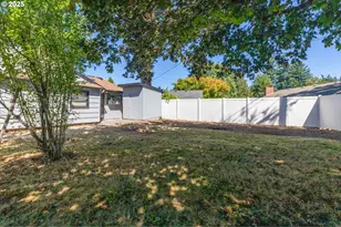 16671 SE Haig Dr, Portland, OR 97236 - Photo 47