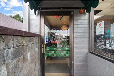 1304 Ocean Beach Hwy, Longview, WA 98632 - Photo 5