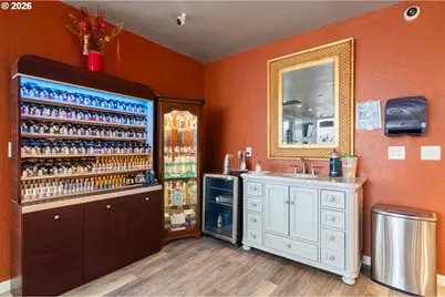 1304 Ocean Beach Hwy, Longview, WA 98632 - Photo 21