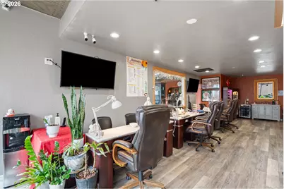 1304 Ocean Beach Hwy, Longview, WA 98632 - Photo 15