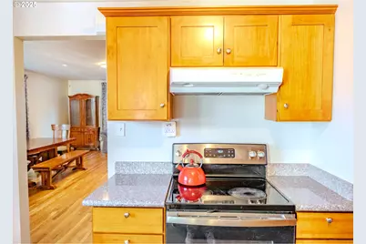 8027 SE Rhone St, Portland, OR 97206 - Photo 25