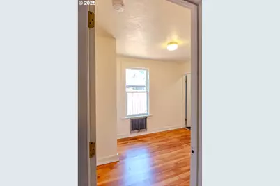 8027 SE Rhone St, Portland, OR 97206 - Photo 17