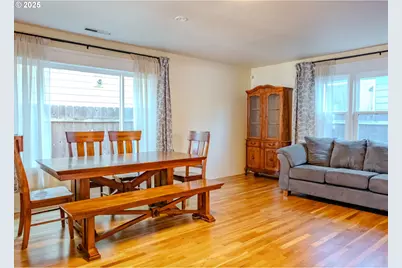 8027 SE Rhone St, Portland, OR 97206 - Photo 7