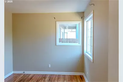 8027 SE Rhone St, Portland, OR 97206 - Photo 15