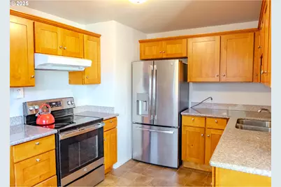 8027 SE Rhone St, Portland, OR 97206 - Photo 19